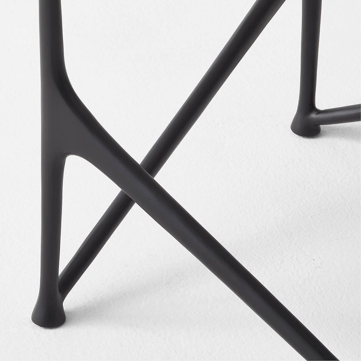 إطار سرير أنيق